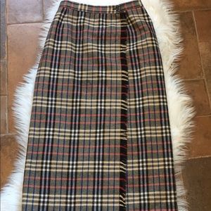 Evan Picone plaid mid length skirt Sz 12